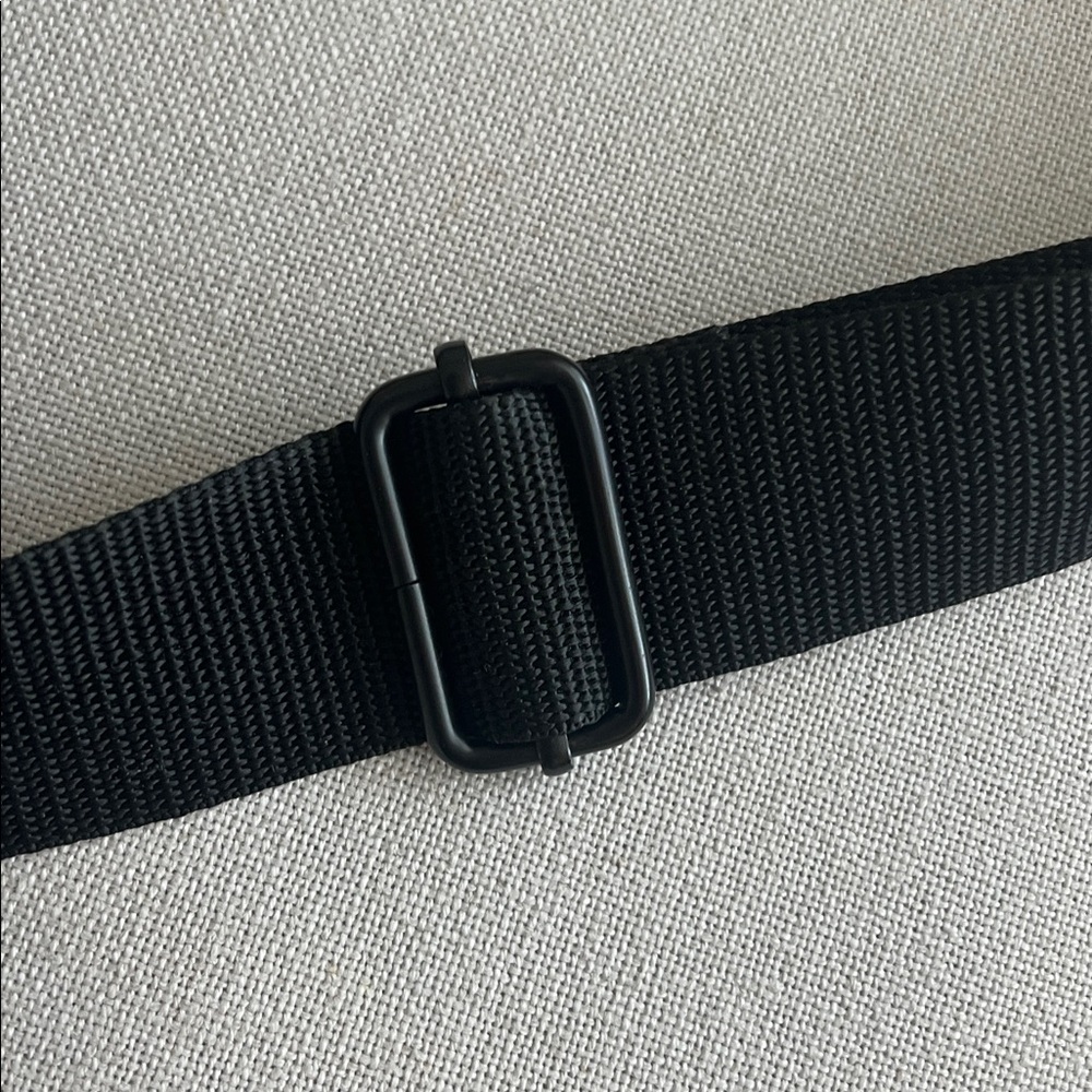 Adidas Crossbody Pouch - Picture 10 of 10